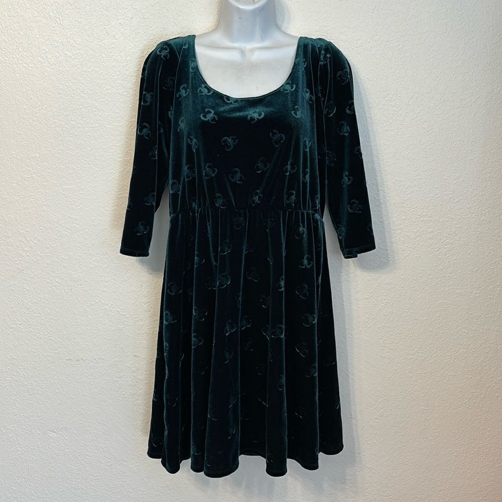 Her Universe Velvet Loki Dress XL